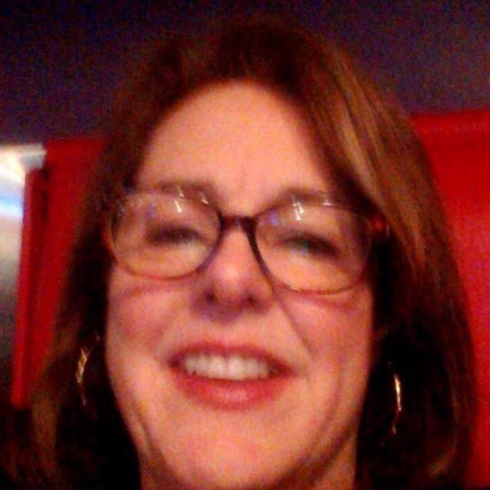 Meet your Posher, Suzanne